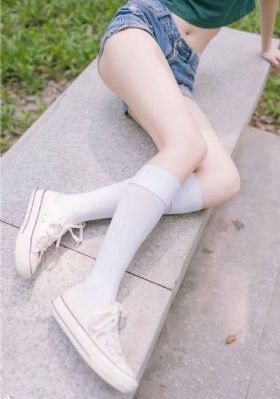 国产耳钉耳环品牌_高清高清迅雷在线观看