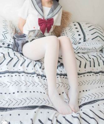 欧美风毛衣女套头宽松_4K手机在线观看