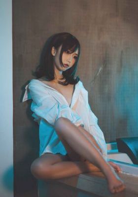 日韩午夜迷情理论片_BD韩语电影完整版在线观看
